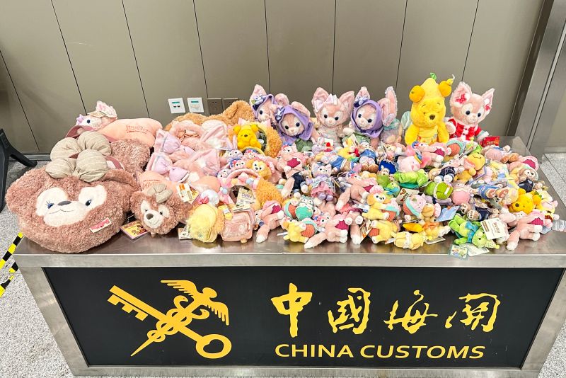 海關(guān)護(hù)航“618”百萬(wàn)包裹出海“加速跑”（圖）