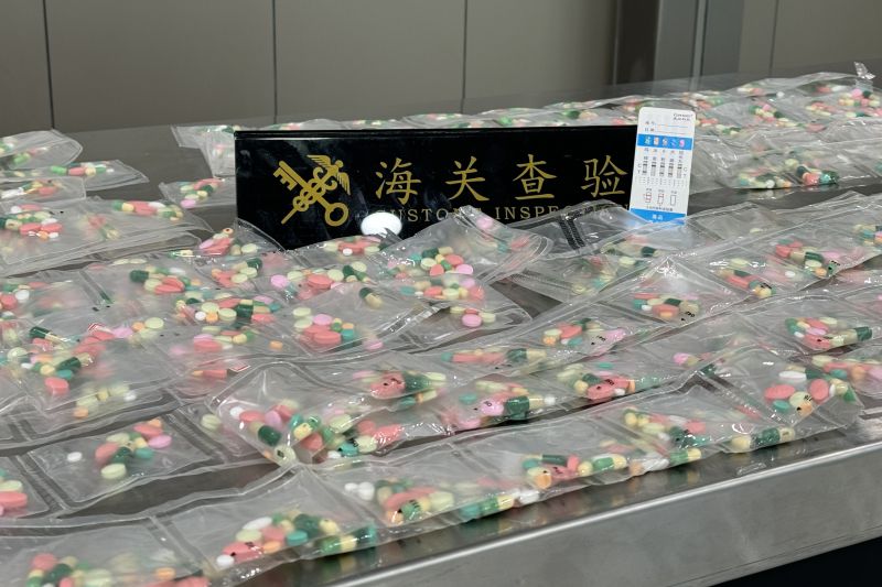 乘風(fēng)破浪的“章魚哥”（圖）